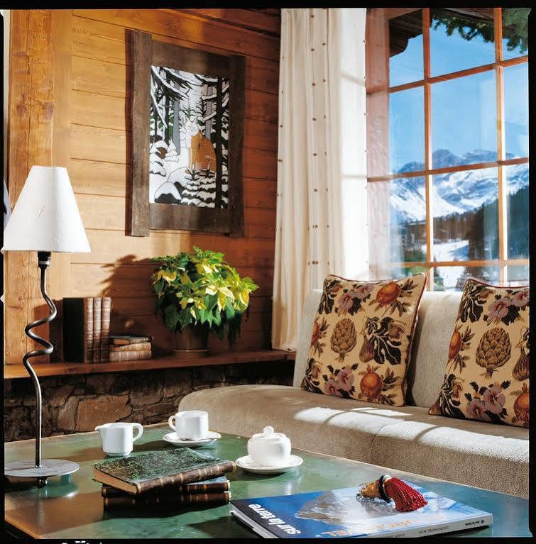 Grand Hotel Au Rond Point Des Pistes Courchevel Esterno foto